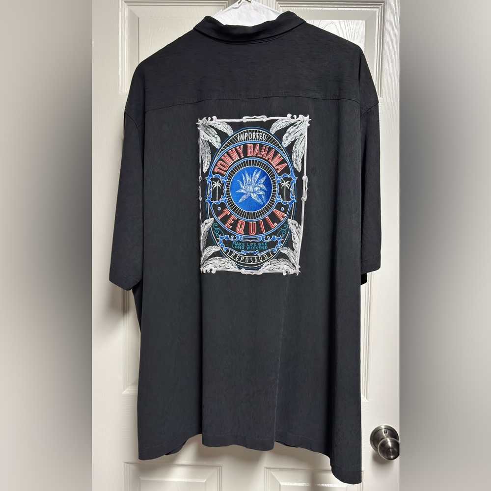 Men’s 3XL/3XT Tommy Bahama Short Sleeve Button Down